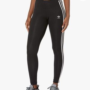 Adidas 🖤 Leggings